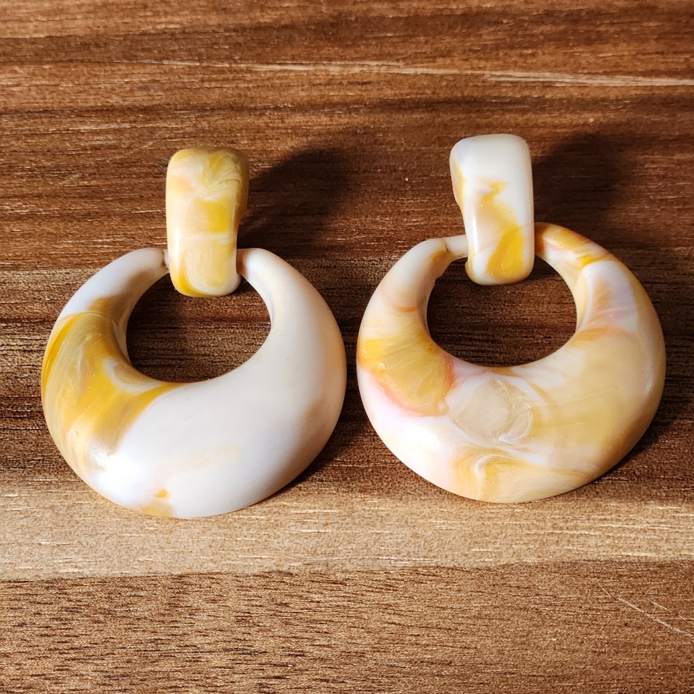 Vintage Marble Swirl Acrylic Pierced Earrings